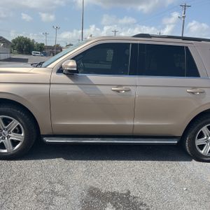 2020 FORD EXPEDITION XLT — фото 4