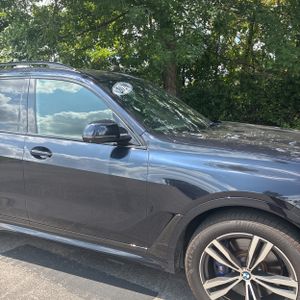 2020 BMW X7 M50I — фото 13