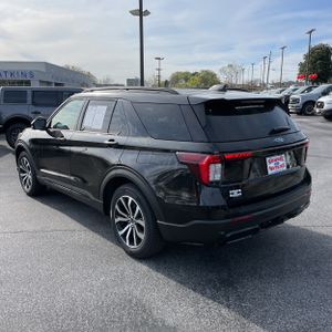 FORD EXPLORER ST-LINE - 5