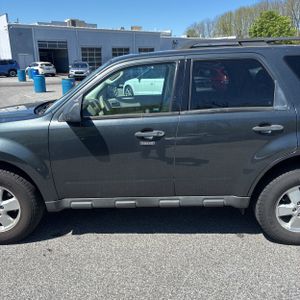 FORD ESCAPE XLT - 4