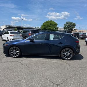 صورة 3 لـ 2019 Mazda MAZDA3 HATCHBACK PREFERRED