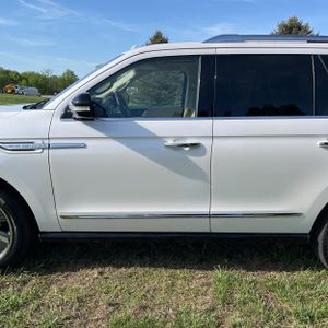 LINCOLN NAVIGATOR RESERVE - 4