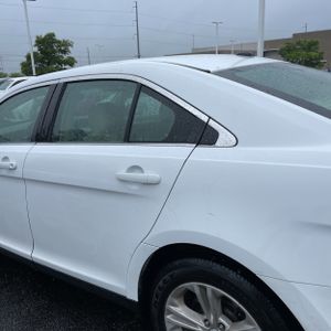 FORD TAURUS SEL - 5
