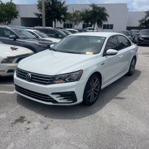 2018 Volkswagen PASSAT 2.0T S 照片 1