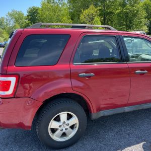 FORD ESCAPE XLT - 9
