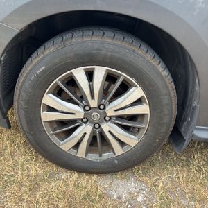 صورة مصغرة 17 لـ 2017 Nissan PATHFINDER S