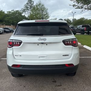 JEEP COMPASS LATITUDE 4X4 - 6