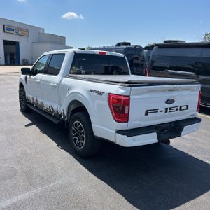 2023 FORD F-150 XLT — фото 5