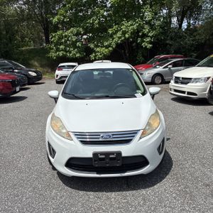 صورة مصغرة 12 لـ 2013 FORD FIESTA SE