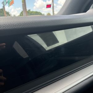 2025 Porsche CAYENNE thumbnail 60