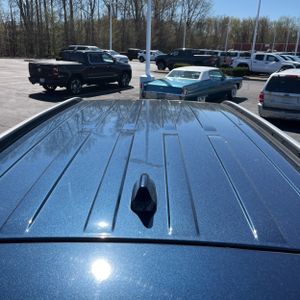 FORD EXPLORER XLT - 7