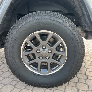 2020 JEEP GLADIATOR OVERLAND — миниатюра 18