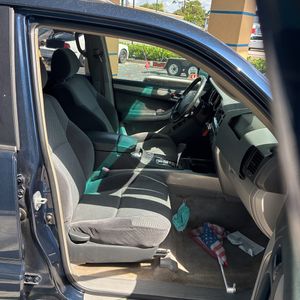 2005 Toyota 4RUNNER SR5 thumbnail 33