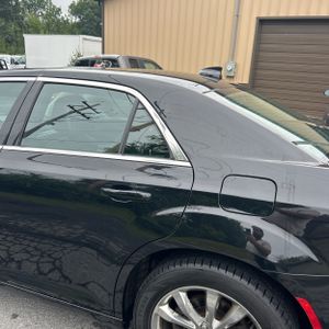 2017 Chrysler 300 LIMITED — фото 6