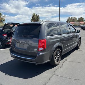 DODGE GRAND CARAVAN - 7