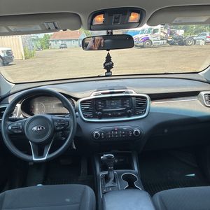 صورة مصغرة 35 لـ 2017 KIA SORENTO LX