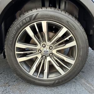 صورة 18 لـ 2017 FORD EXPLORER PLATINUM