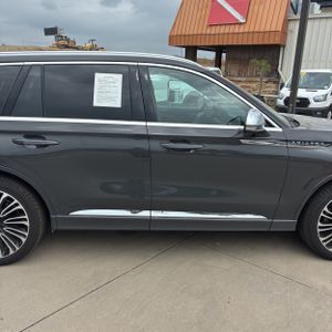 صورة مصغرة 11 لـ 2022 Lincoln AVIATOR BLACK LABEL
