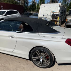 BMW 6-SERIES 640I - 6