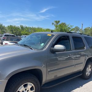 CHEVROLET TAHOE LT - 2