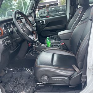 صورة مصغرة 36 لـ 2021 JEEP GLADIATOR MOJAVE