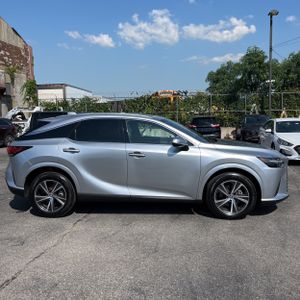 صورة 10 لـ 2023 Lexus RX 350 PREMIUM