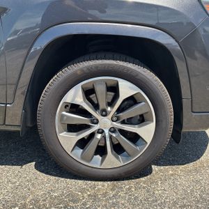 صورة مصغرة 20 لـ 2019 JEEP CHEROKEE OVERLAND