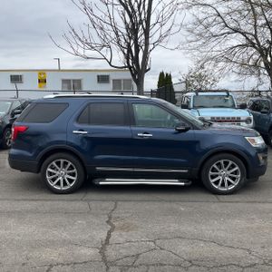 FORD EXPLORER LIMITED - 10