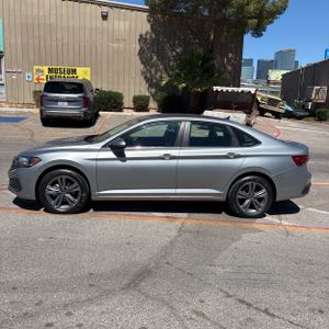 VOLKSWAGEN JETTA SE - 3