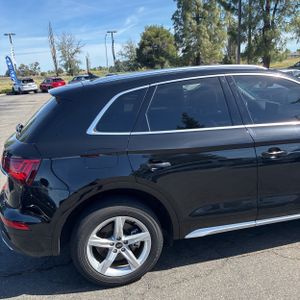 AUDI Q5 QUATTRO PREMIUM 40 TFSI - 9