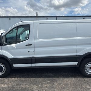FORD TRANSIT-250 CARGO VAN - 4