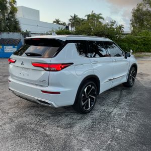 MITSUBISHI OUTLANDER PHEV SEL S-AWC - 8