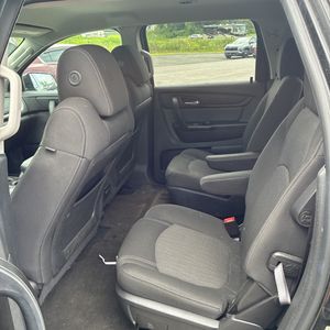 2017 Chevrolet TRAVERSE LT thumbnail 34