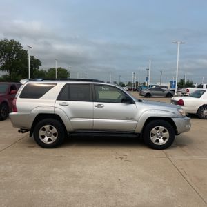 2005 Toyota 4RUNNER SR5 — фото 10