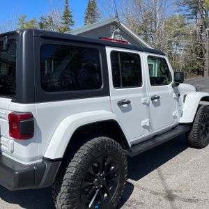 JEEP WRANGLER 4XE SAHARA 4X4 - 9