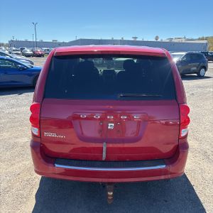 DODGE GRAND CARAVAN - 7
