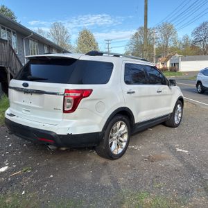 FORD EXPLORER XLT - 8