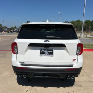 FORD EXPLORER ST - 7