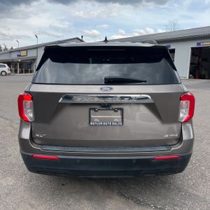 FORD EXPLORER XLT - 7