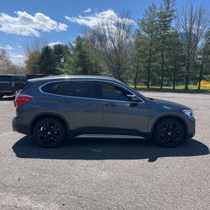 BMW X1 XDRIVE28I - 10