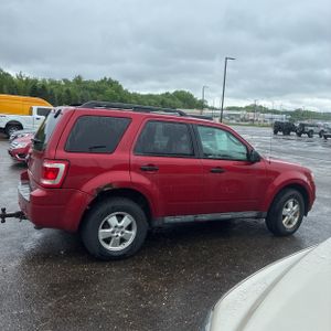 FORD ESCAPE XLT - 10