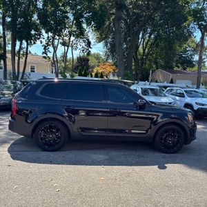 صورة 10 لـ 2022 KIA TELLURIDE EX