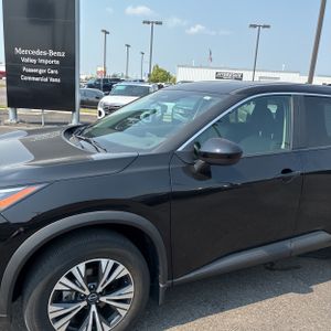 صورة 2 لـ 2023 Nissan ROGUE SV