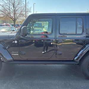 JEEP WRANGLER UNLIMITED MOAB - 4