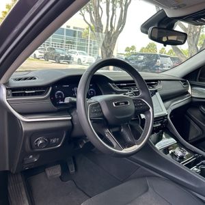 2023 JEEP GRAND CHEROKEE LAREDO — миниатюра 36