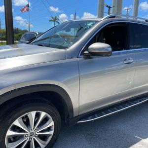 2020 Mercedes-BENZ GLE photo 2