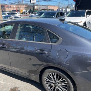 KIA FORTE GT-LINE - 5