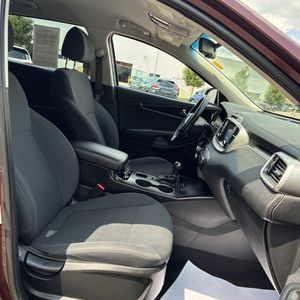 صورة مصغرة 33 لـ 2018 KIA SORENTO LX