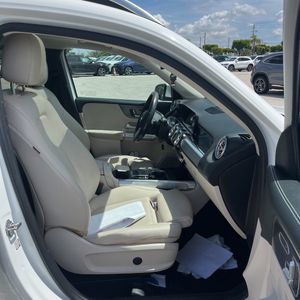 صورة مصغرة 33 لـ 2021 Mercedes-BENZ GLB