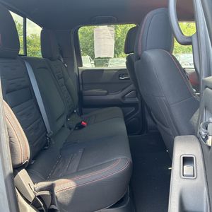صورة مصغرة 39 لـ 2025 Nissan FRONTIER PRO-4X